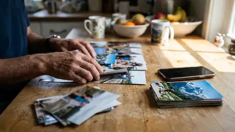 Gallery ordina i ricordi, ma la vita sociale resta fuori dall’app